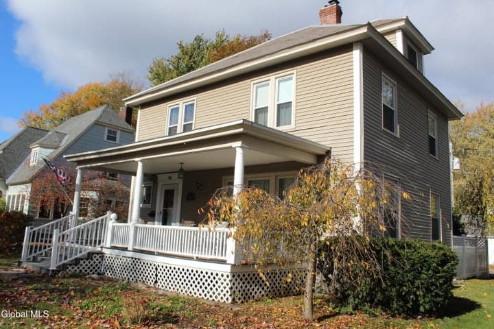 33 Coolidge Avenue, Glens Falls, NY, photo 1