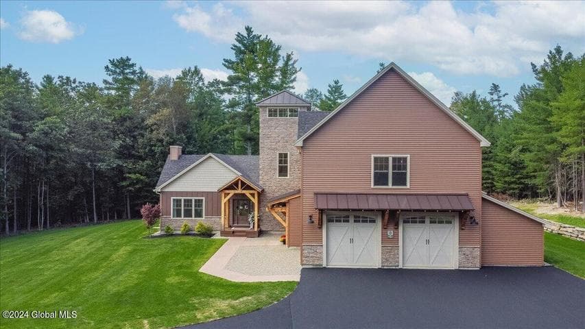 17 Kenmore Drive, Queensbury, NY, photo 1