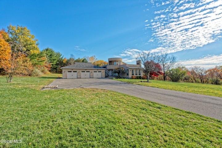 1243 Waters Road, Glenville, NY, photo 1
