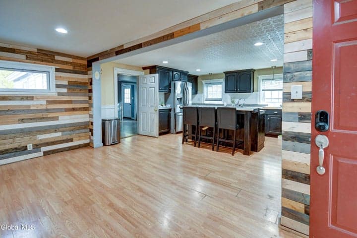 258 Kingsboro Avenue, Gloversville, NY, photo 5