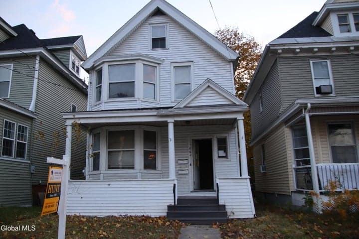 860 Washington Avenue, Albany, NY, photo 1