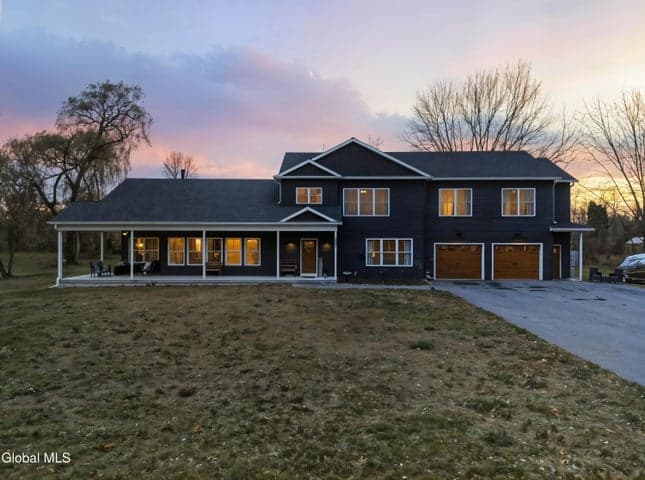 1633 W River Road, Moreau, NY, photo 1
