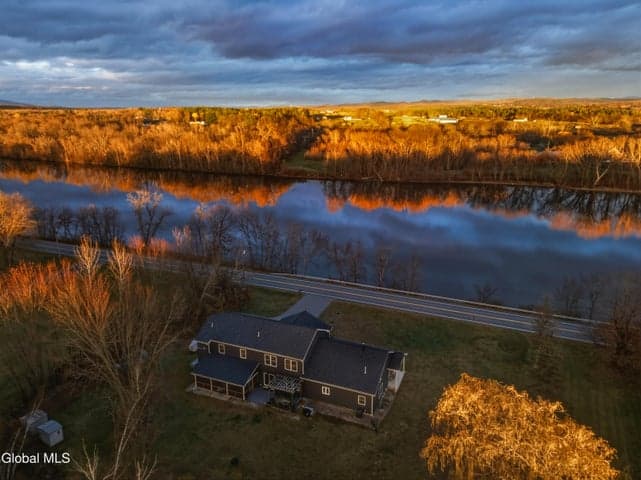 1633 W River Road, Moreau, NY, photo 5