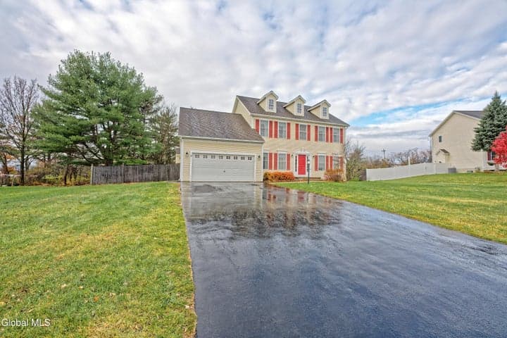 8 Jordan Lane, Glenville, NY, photo 2