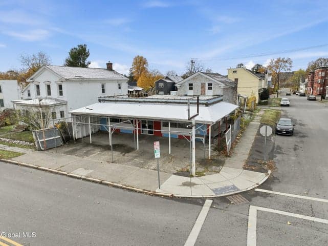 853 5th Avenue, Troy, NY, photo 5