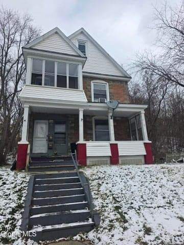26 Van Derveer Street, Amsterdam, NY, photo 2