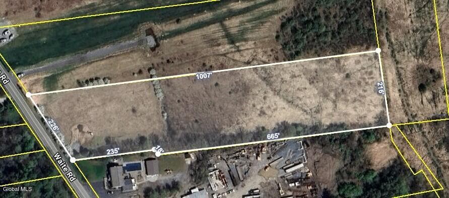 563 Waite Road, Clifton Park, NY, photo 2