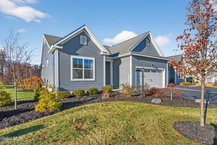 1B Cloverleaf Court, East Greenbush, NY, photo 5
