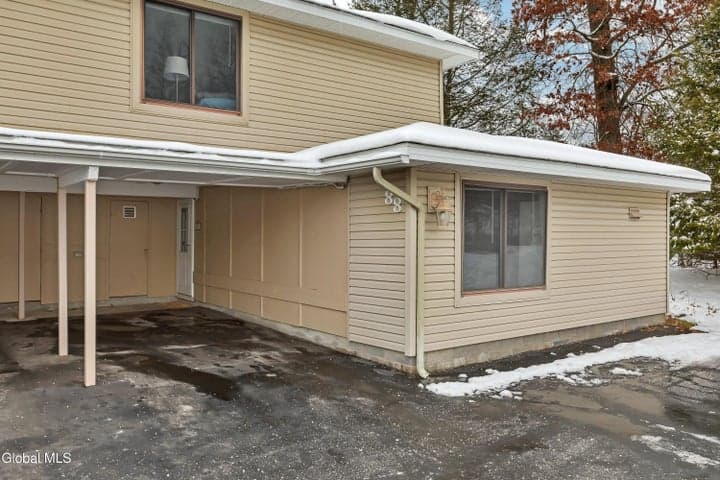 88 Yorkshire Drive, East Greenbush, NY, photo 2