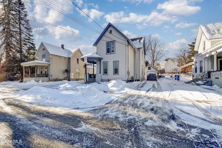 21 Willow Street, Gloversville, NY, photo 1