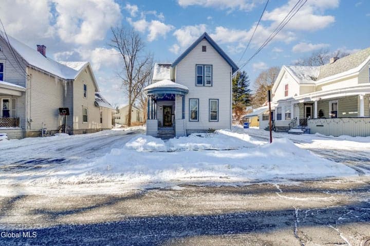 21 Willow Street, Gloversville, NY, photo 2