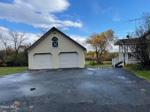 492 New York 22, Ticonderoga, NY, photo 4