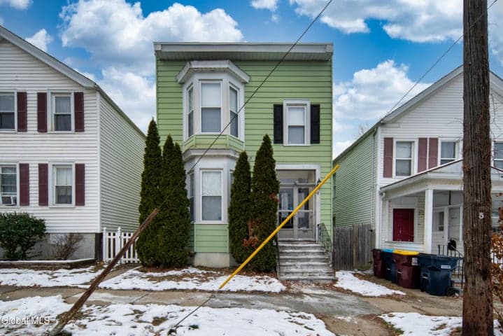 1529 7th Avenue, Watervliet, NY, photo 1