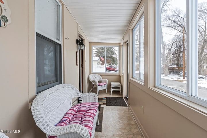 22 Heatherington Street, Scotia, NY, photo 3