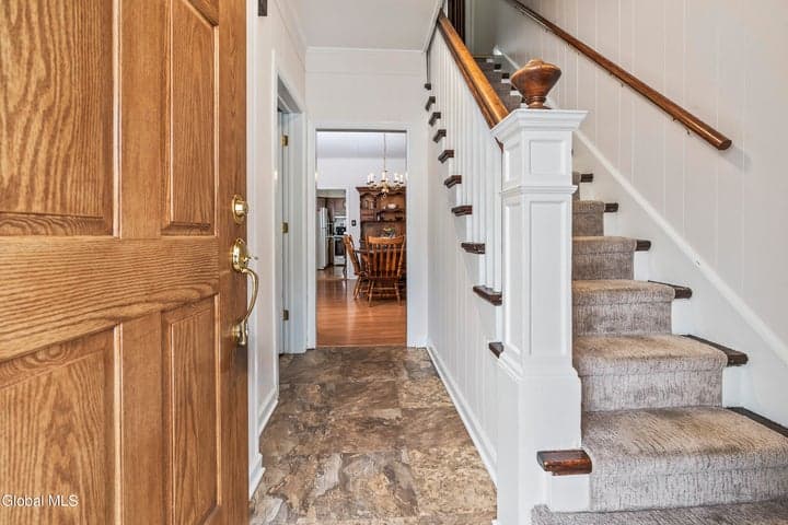 22 Heatherington Street, Scotia, NY, photo 5
