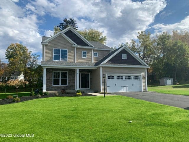 7 Wyatt's Way, Clifton Park, NY, photo 1