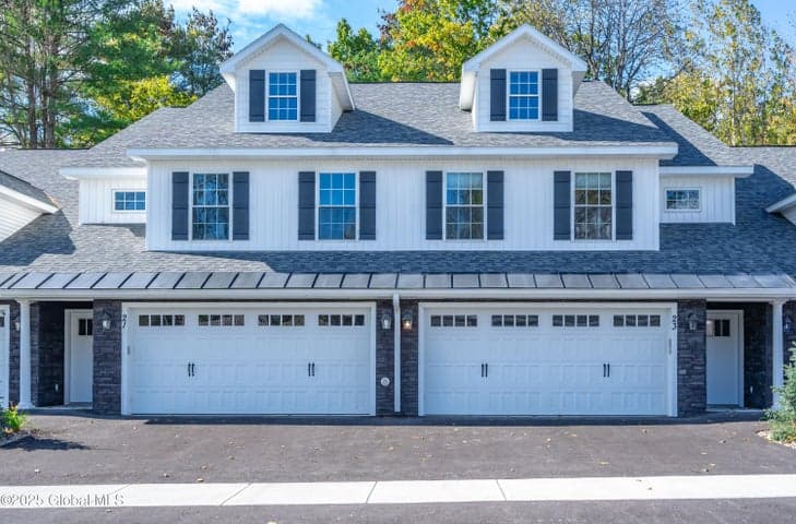 139 Carriage Boulevard, Rotterdam, NY, photo 1