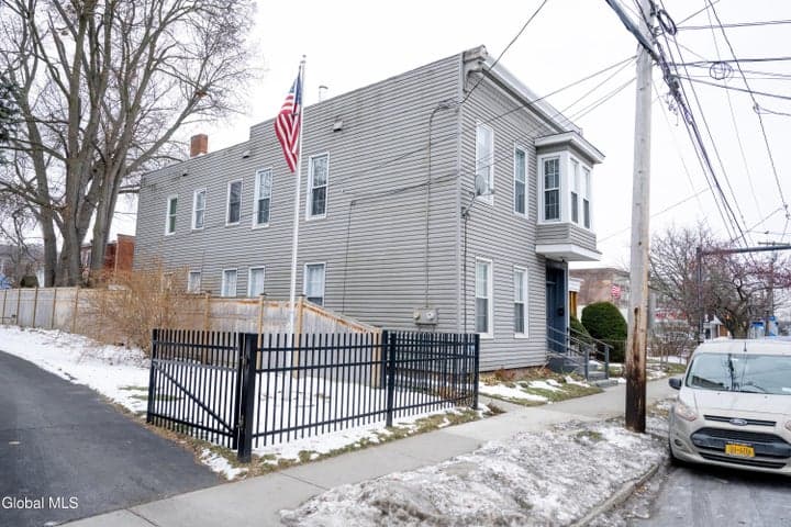 104 2nd Avenue, Troy, NY, photo 3