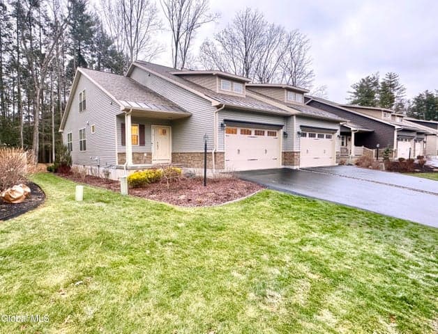 25 Canterbury Lane, Delmar, NY, photo 5