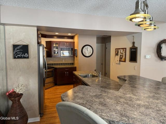 5 Captains Boulevard, Waterford, NY, photo 4