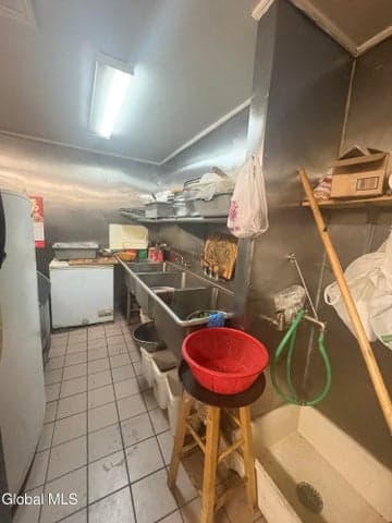 68 Central Avenue, Albany, NY, photo 3
