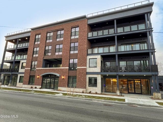 78 Church Street #103, Saratoga Springs, NY, photo 2