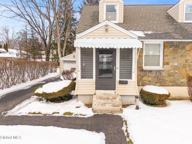 4 Woodrow Road, Amsterdam, NY, photo 4