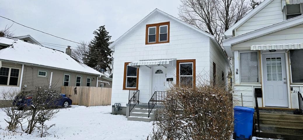 23 Albion Avenue, Albany, NY, photo 2