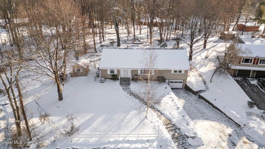 50 Hillcrest Drive, Sand Lake, NY, photo 2