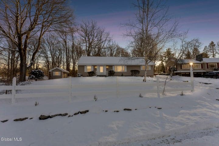50 Hillcrest Drive, Sand Lake, NY, photo 5