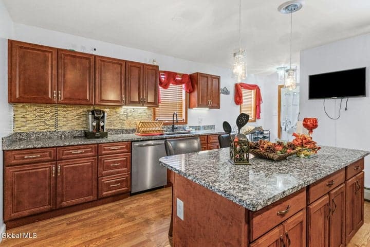 1827 8th Street, Rensselaer, NY, photo 4