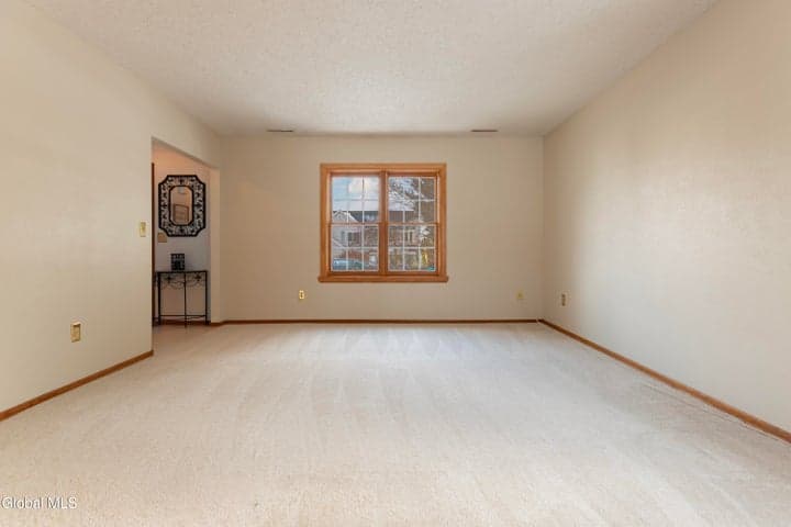 42 Capitol Place, East Greenbush, NY, photo 5