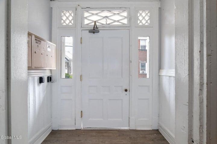 21 N Ferry Street, Schenectady, NY, photo 4