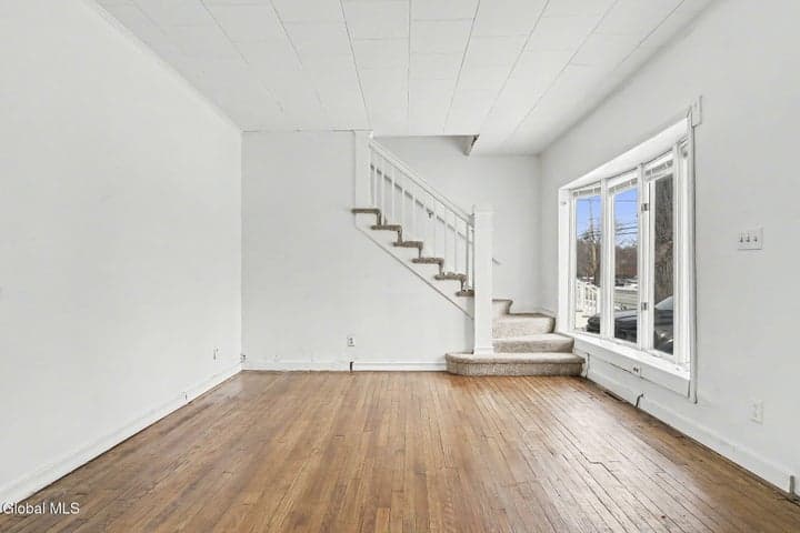26 Everett Road, Colonie, NY, photo 5