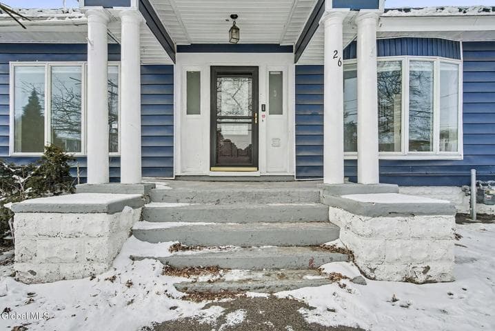 26 Everett Road, Colonie, NY, photo 3