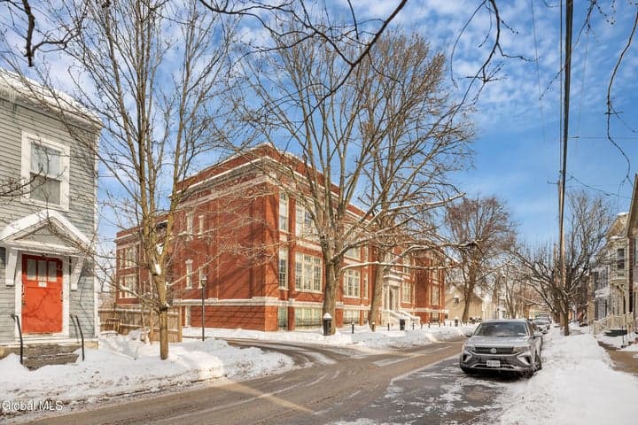 137 Front Street #Apt 311, Schenectady, NY, photo 3