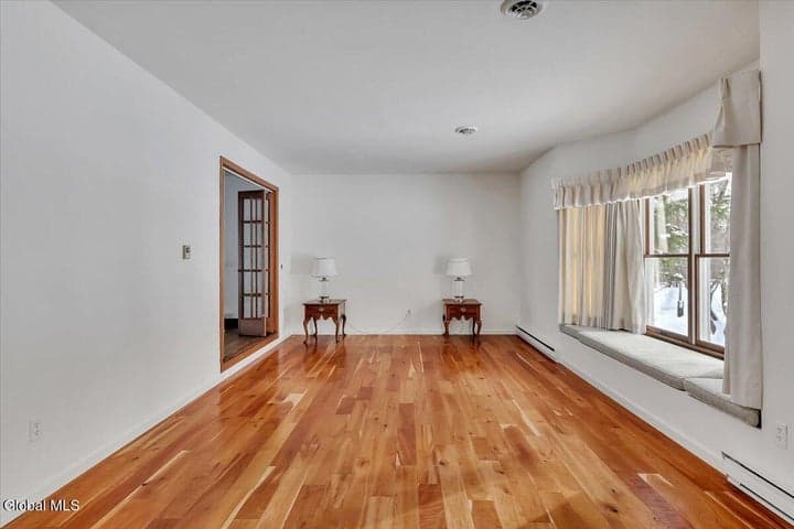 84 Climer Circle, Sand Lake, NY, photo 4