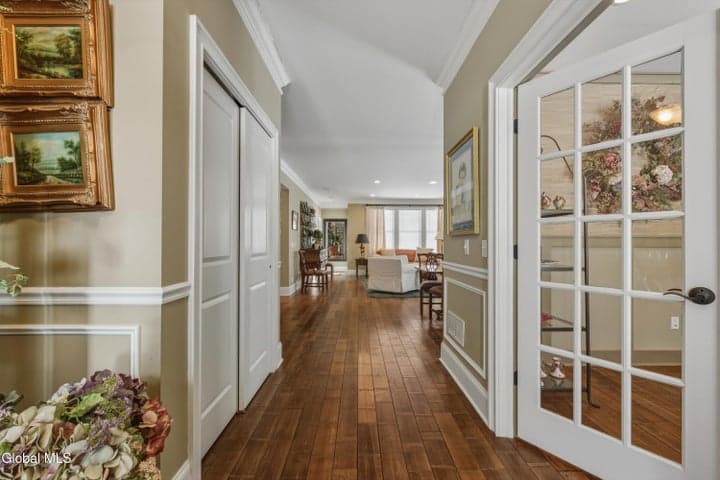 30 Pamela Lane, Saratoga Springs, NY, photo 2