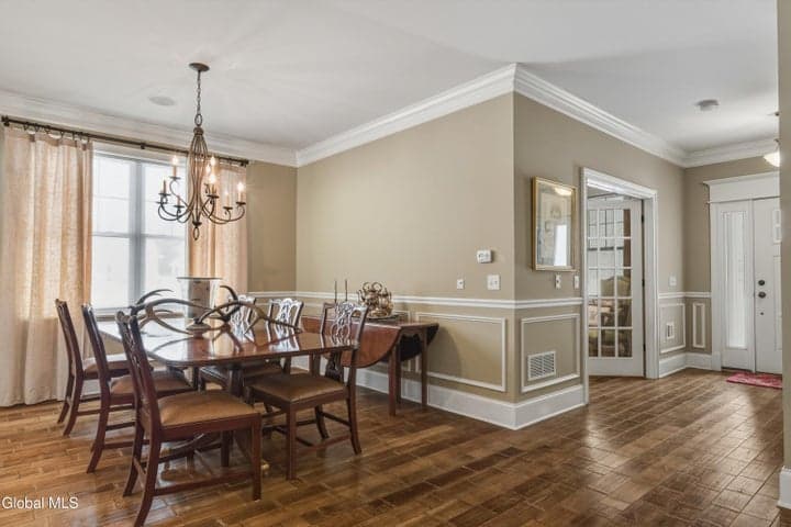 30 Pamela Lane, Saratoga Springs, NY, photo 5
