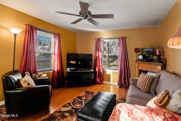 2 Hillside Drive, North Greenbush, NY, photo 4