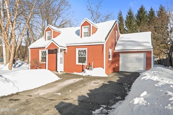 2 Hillside Drive, North Greenbush, NY, photo 1