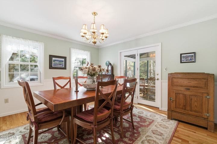 7 Bluebird Court, Saratoga Springs, NY, photo 4