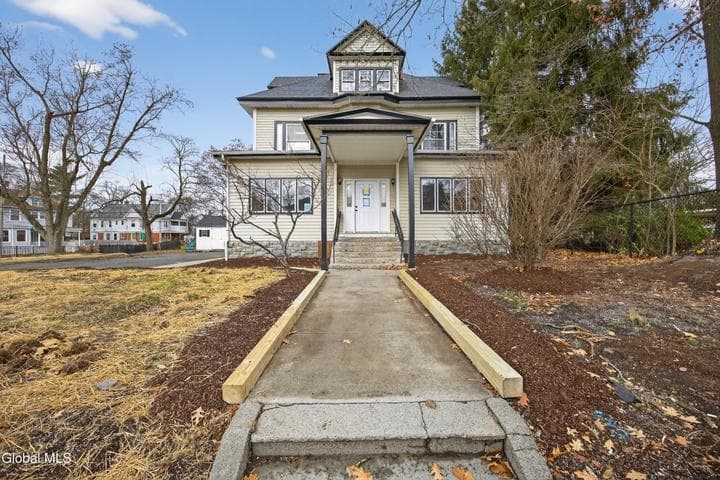 901 Bedford Road, Schenectady, NY, photo 2