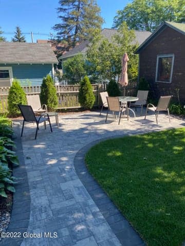 201 Lake Avenue, Saratoga Springs, NY, photo 3