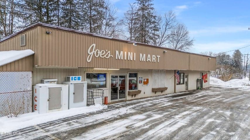 96 Lake Avenue, Lake Luzerne, NY, photo 1