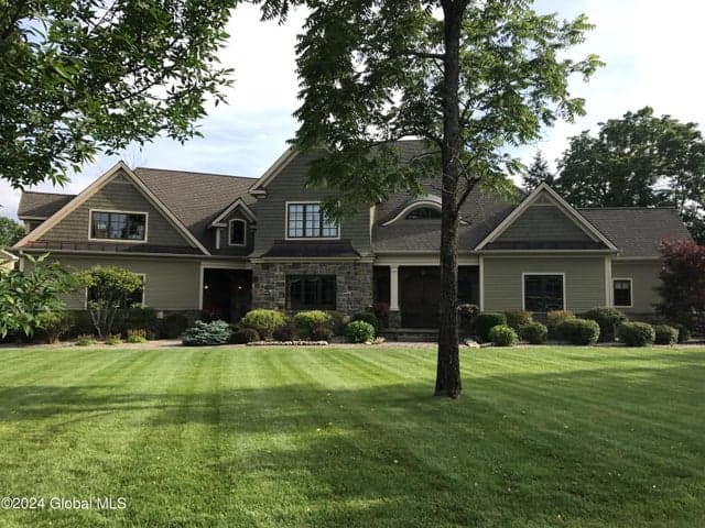 106 Greenfield Avenue, Saratoga Springs, NY, photo 1