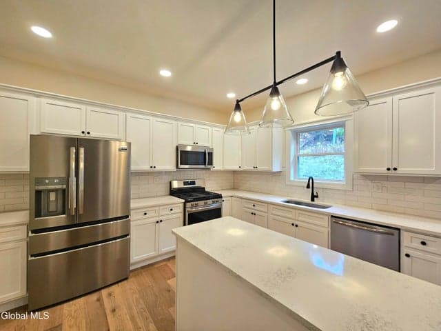 42 Waterford Avenue, Latham, NY, photo 4