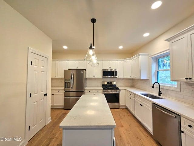 42 Waterford Avenue, Latham, NY, photo 5