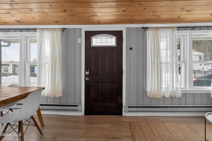 107 4th Street, Malta, NY, photo 5