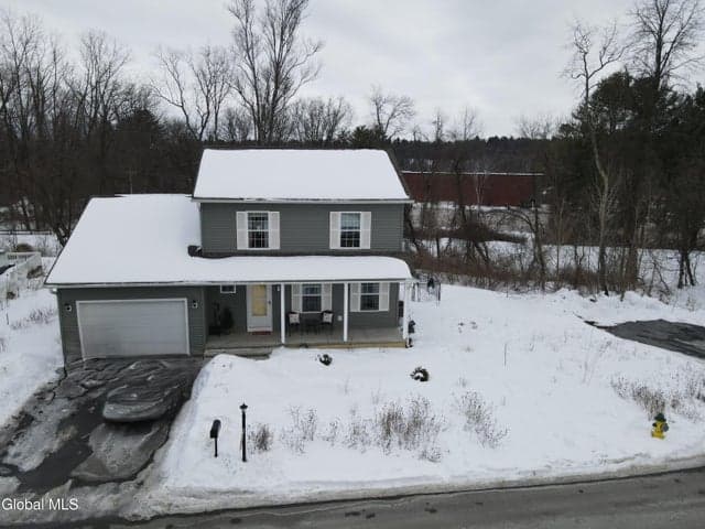 6 Feeder Bend, Glens Falls, NY, photo 1